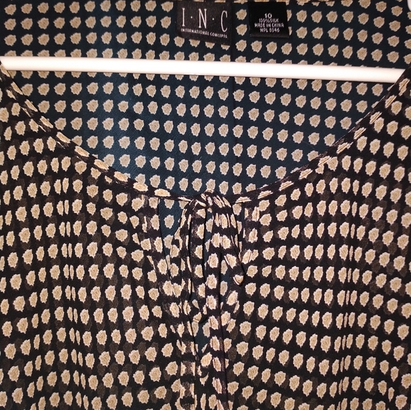 I.N.C Long Sleeve Silk Blouse. - Picture 3 of 7